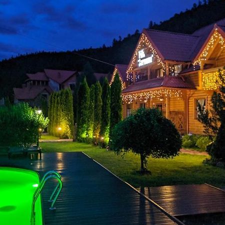 מיקוליצ'ין Villa "Затишна" מראה חיצוני תמונה
